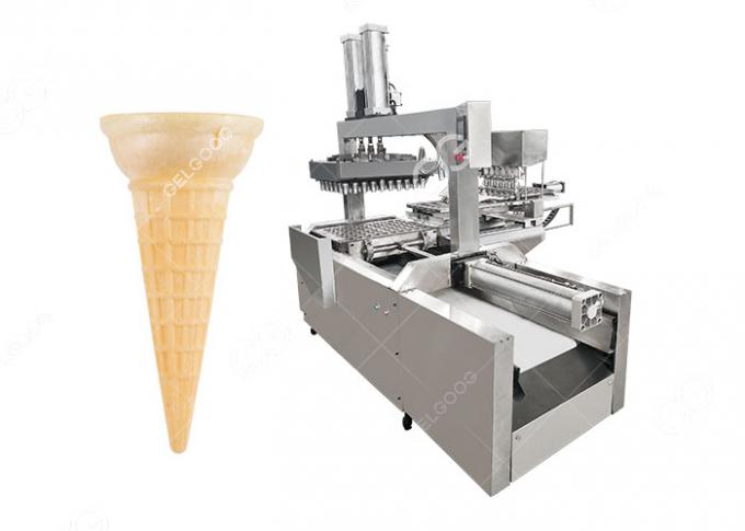 Cornet de crème glacée faisant la machine